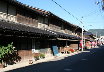 28.街道東城路