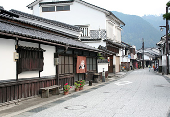 6.出雲街道勝山