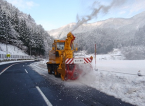 ロータリー除雪車