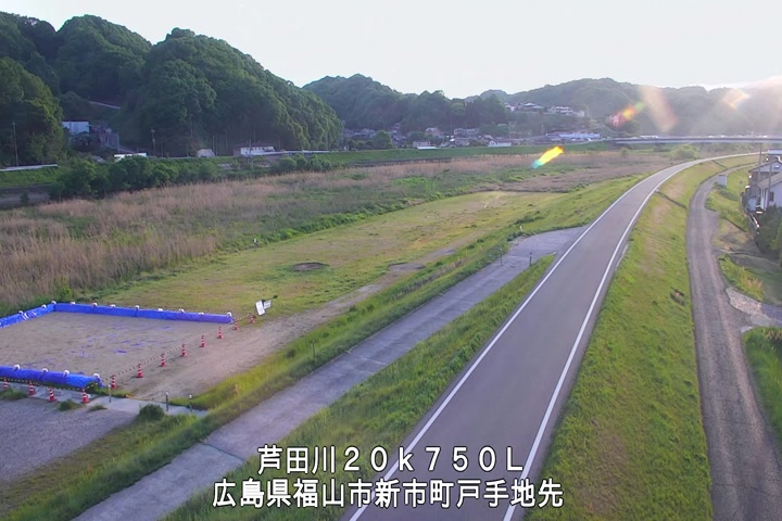 05月03日18時00分