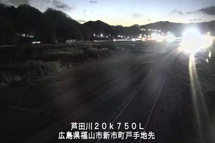 01月05日18時00分