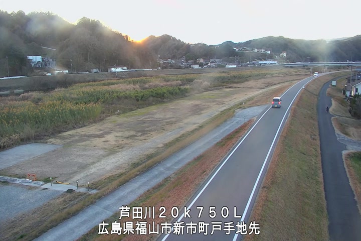 01月07日17時00分