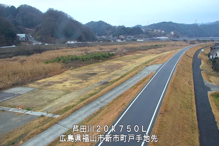 02月15日08時00分