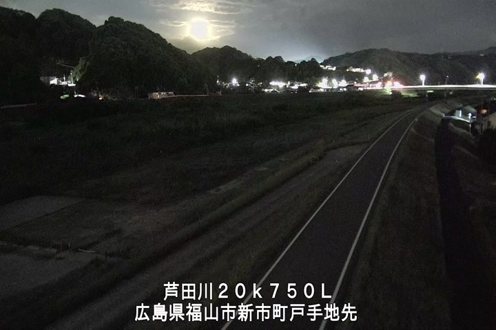 08月18日21時00分