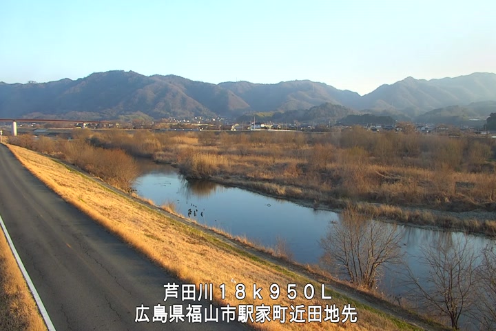 02月15日17時00分