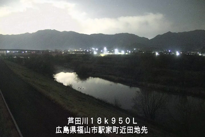 02月15日21時00分