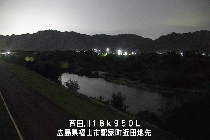 10月03日22時00分