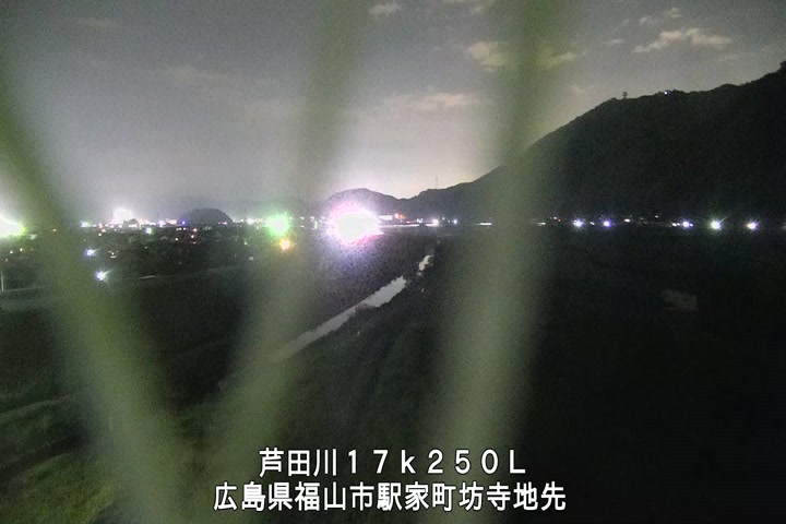 04月28日21時00分