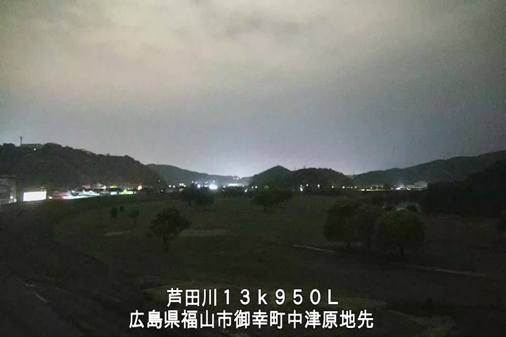 05月03日21時00分