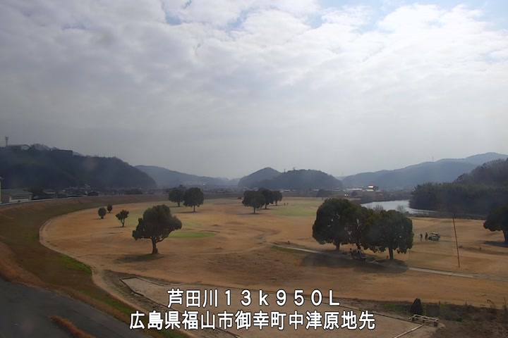 02月15日13時00分