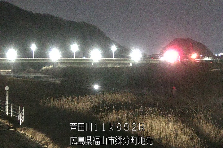 01月15日04時00分