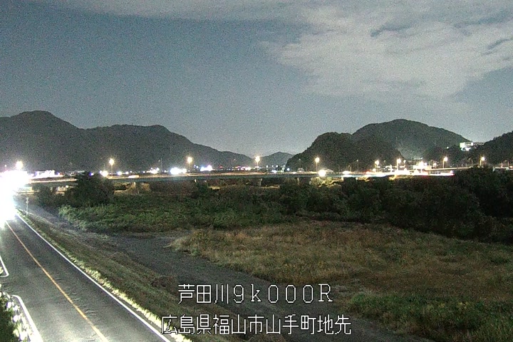 11月05日21時00分