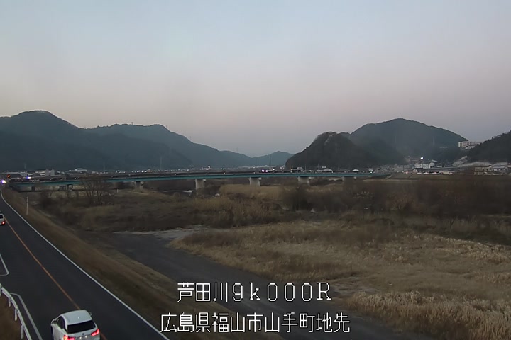 02月21日18時00分