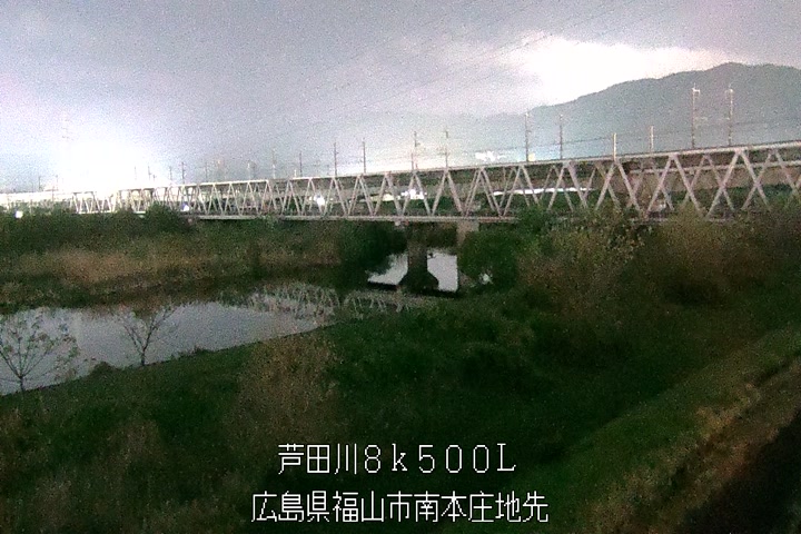 04月28日21時00分