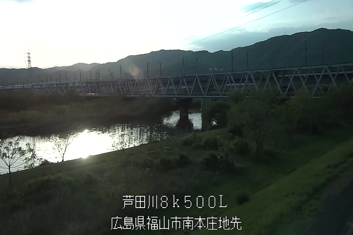 05月03日18時00分