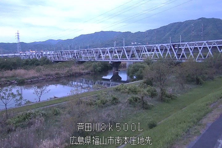 05月03日19時00分