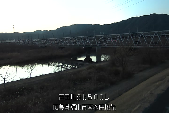 02月17日18時00分