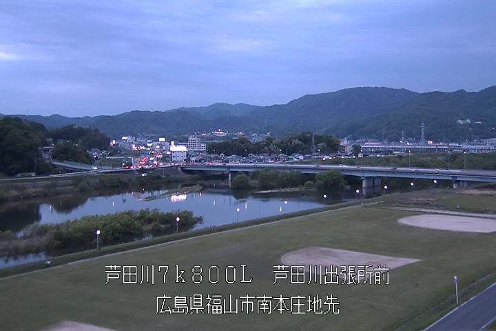 05月03日19時00分