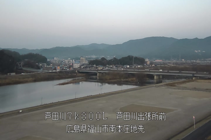 02月13日07時00分