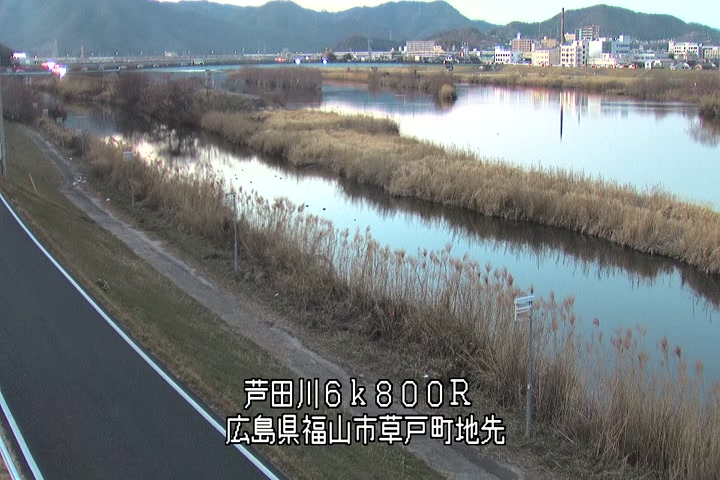 02月17日18時00分