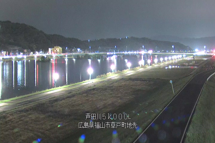 05月03日21時00分