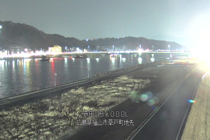 02月13日19時00分