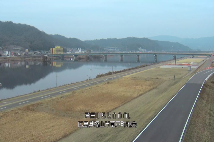 02月15日07時00分