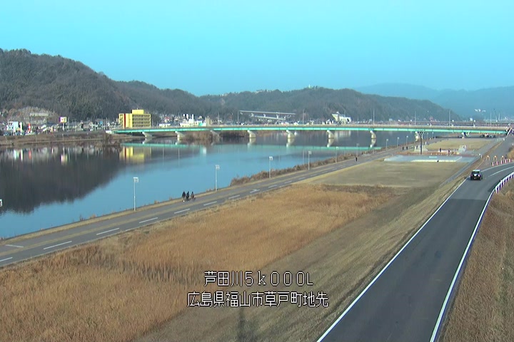 02月21日08時00分