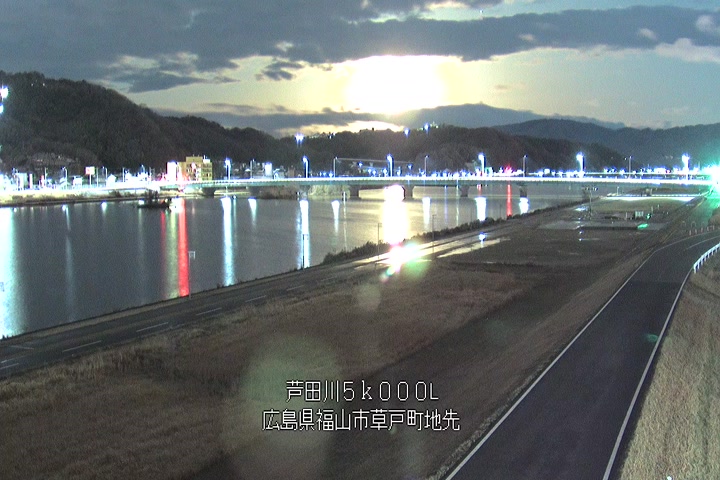 02月28日04時00分