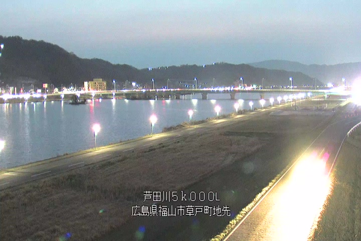 03月28日19時00分