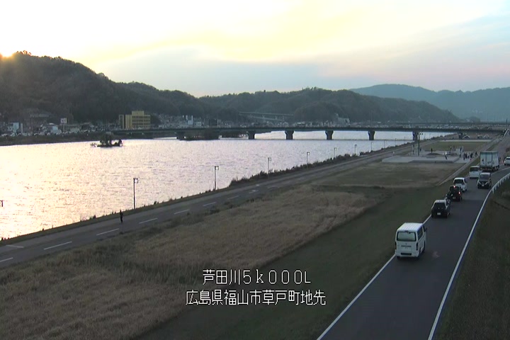 04月03日18時00分