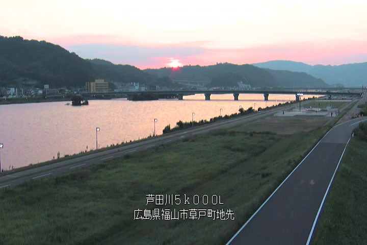 07月18日19時00分