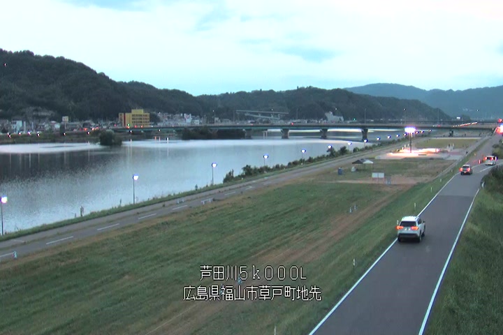 08月13日19時00分