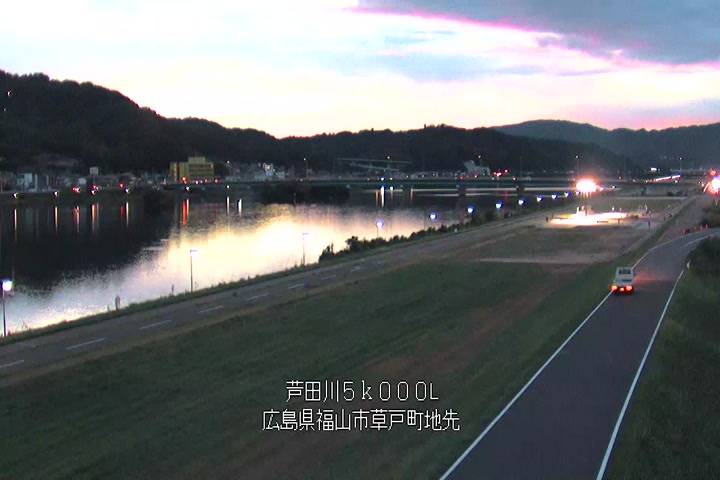 08月17日19時00分