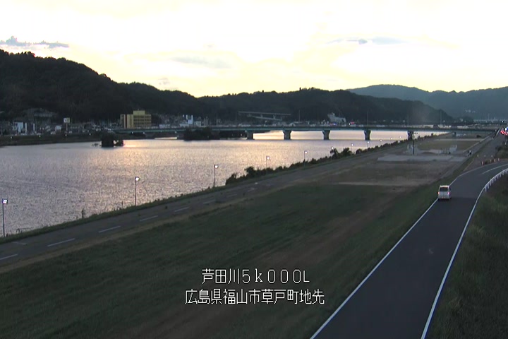 08月21日18時00分