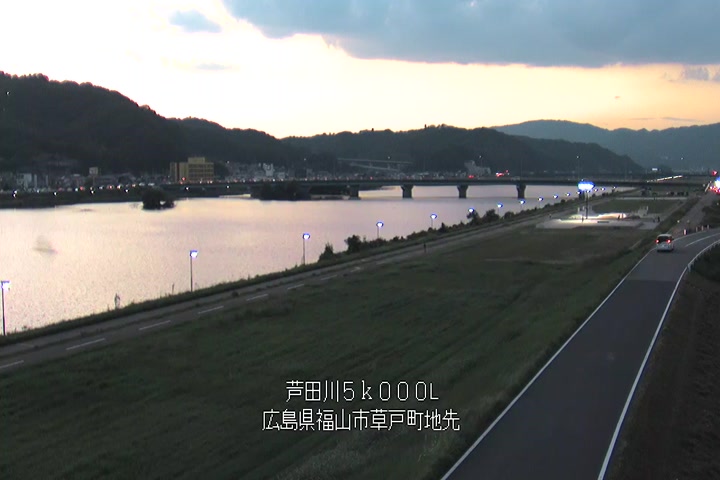 10月01日18時00分