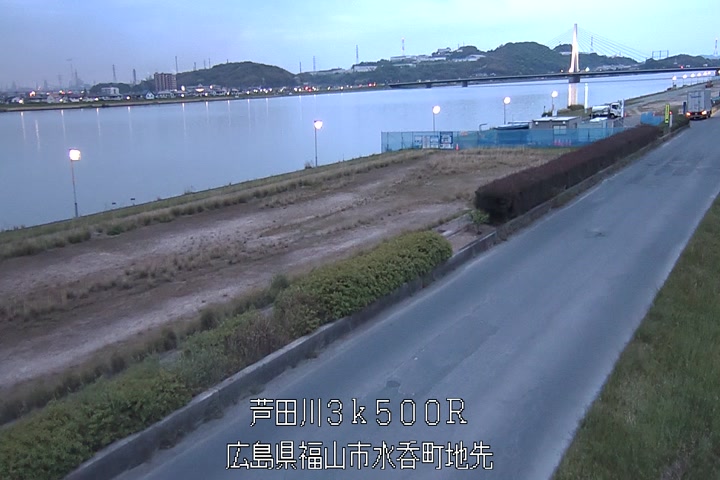 05月03日19時00分