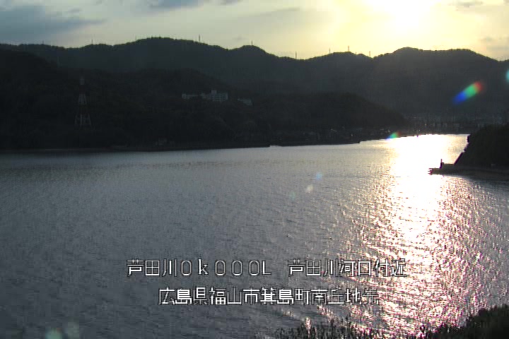 05月03日18時00分