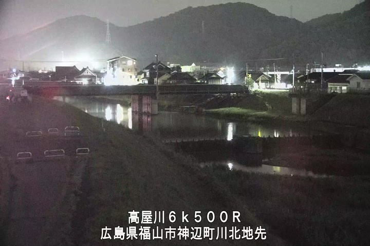 06月15日22時00分