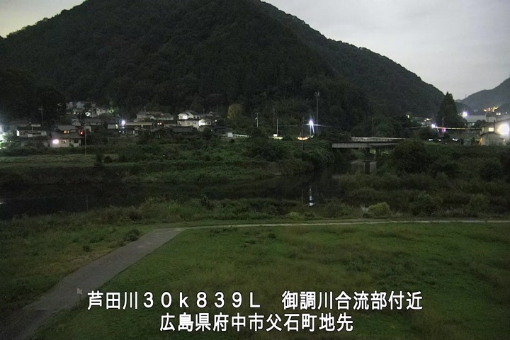 10月07日23時00分