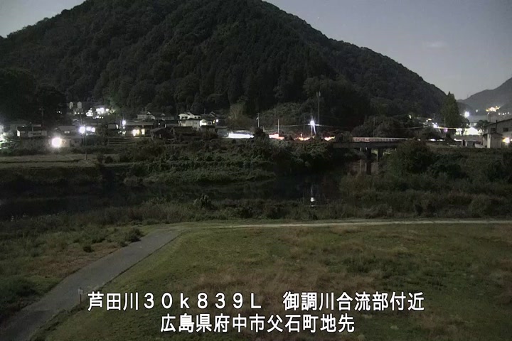 11月02日19時00分