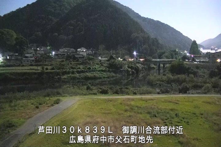 11月04日01時00分