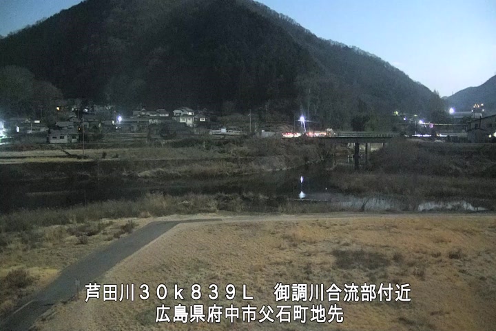 02月01日04時00分