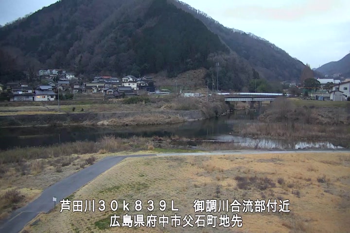 02月24日18時00分