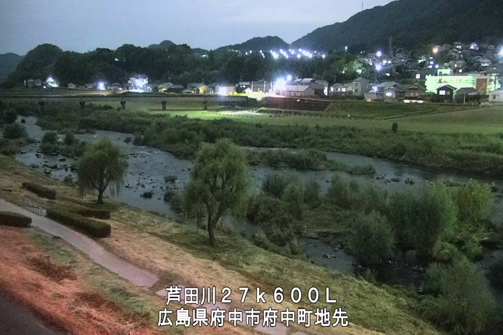 11月04日23時00分