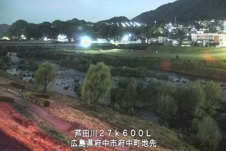 11月05日18時00分