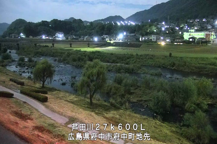 11月05日22時00分