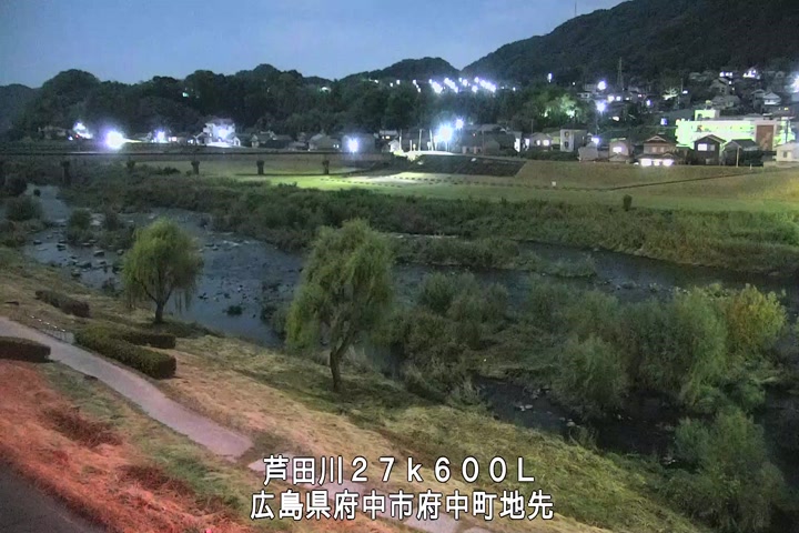 11月06日23時00分