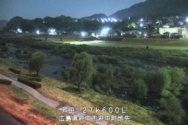 11月08日04時00分