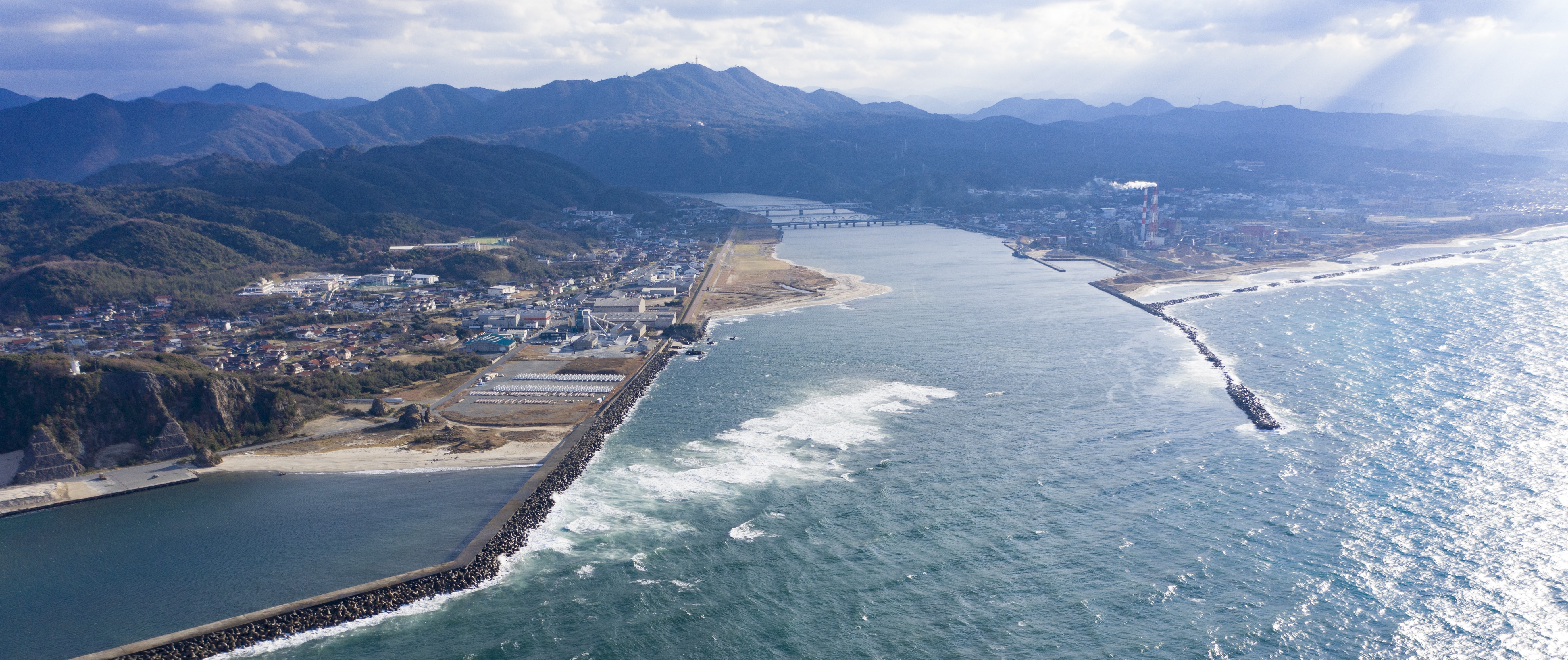 江津市(江の川河口付近)